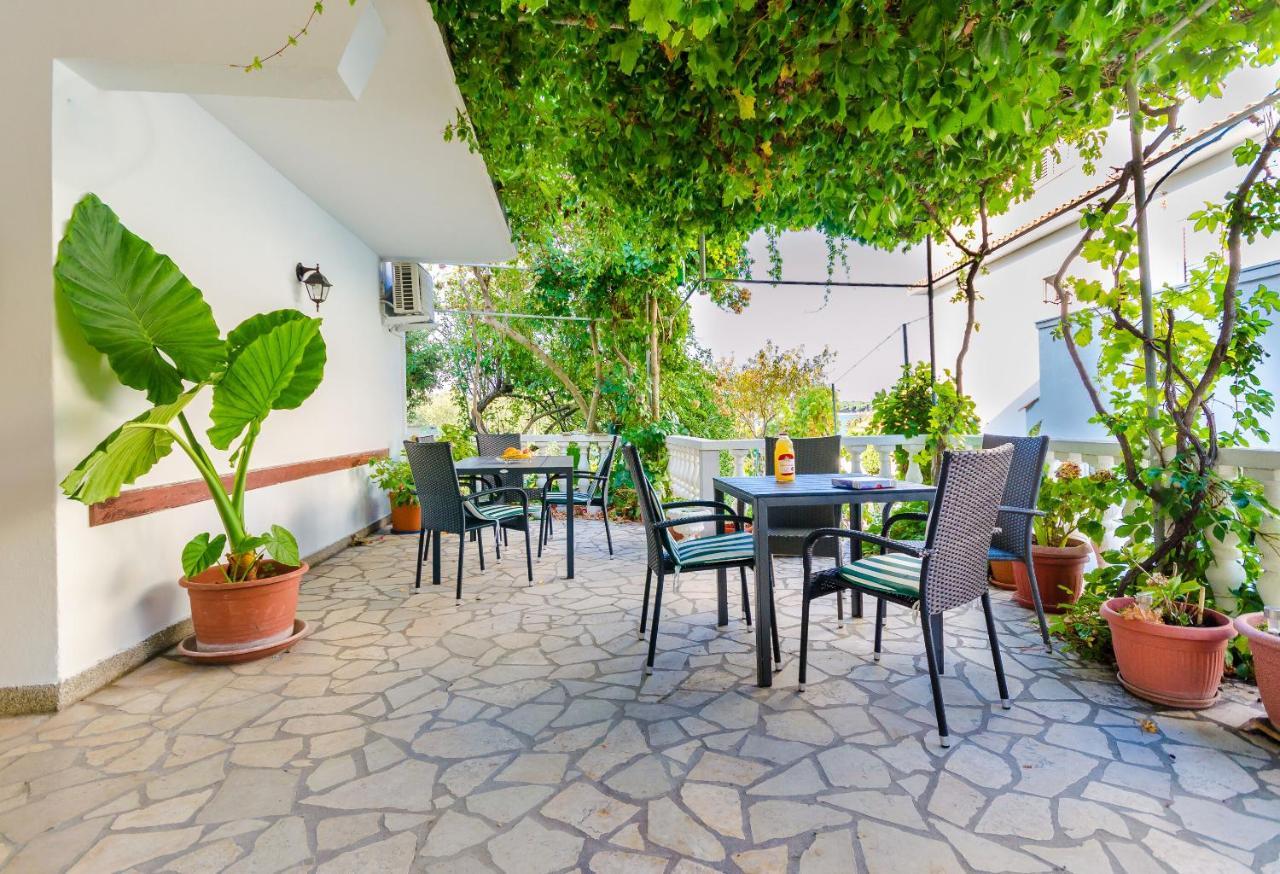 Apartments And Rooms Bianca Barbat na Rabu 외부 사진