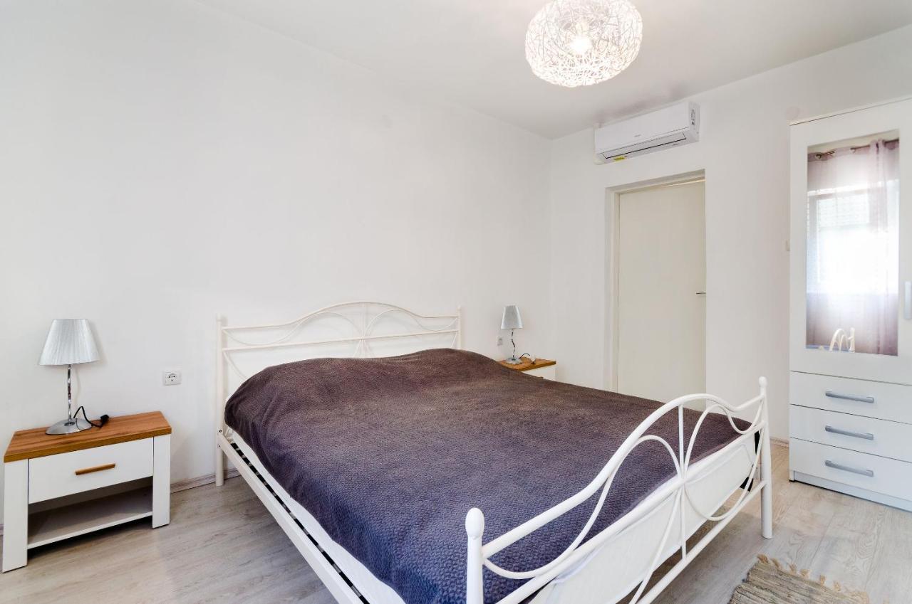 Apartments And Rooms Bianca Barbat na Rabu 외부 사진