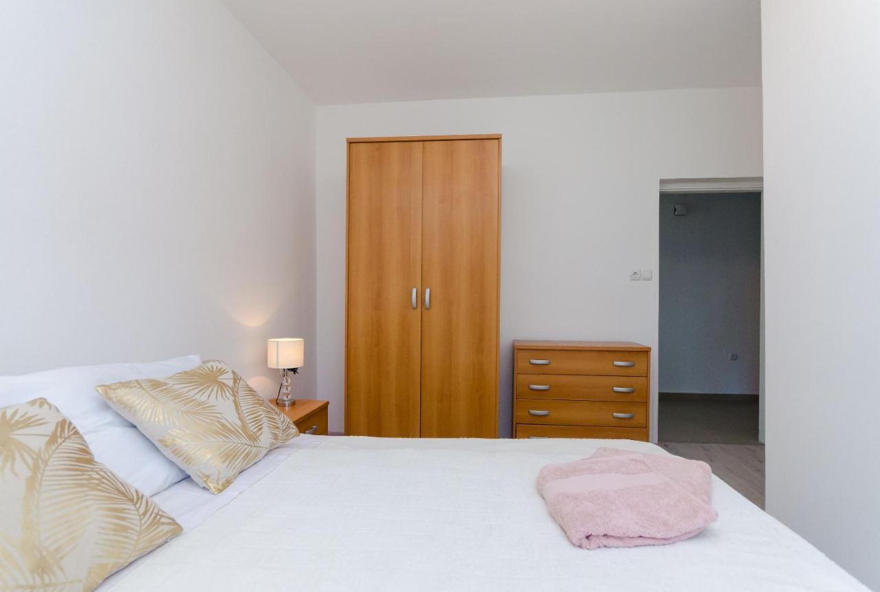 Apartments And Rooms Bianca Barbat na Rabu 외부 사진