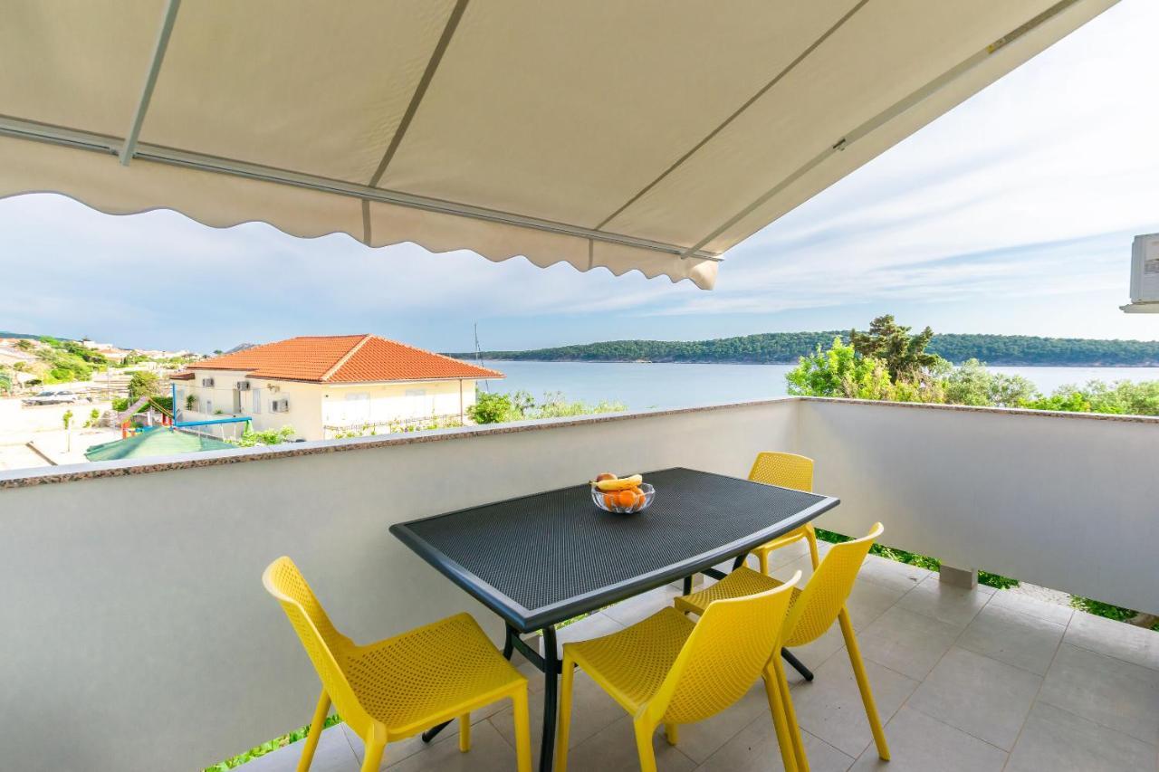 Apartments And Rooms Bianca Barbat na Rabu 외부 사진